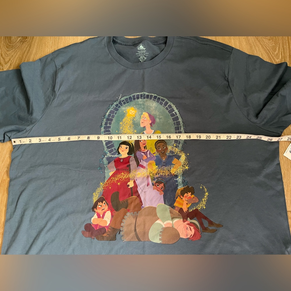 DISNEY Wish Asha and Her Friends Tshirt NWT - Picture 4 of 8